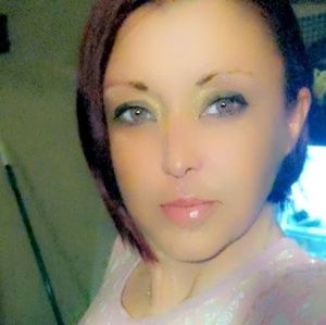 Meet your Posher, Candace